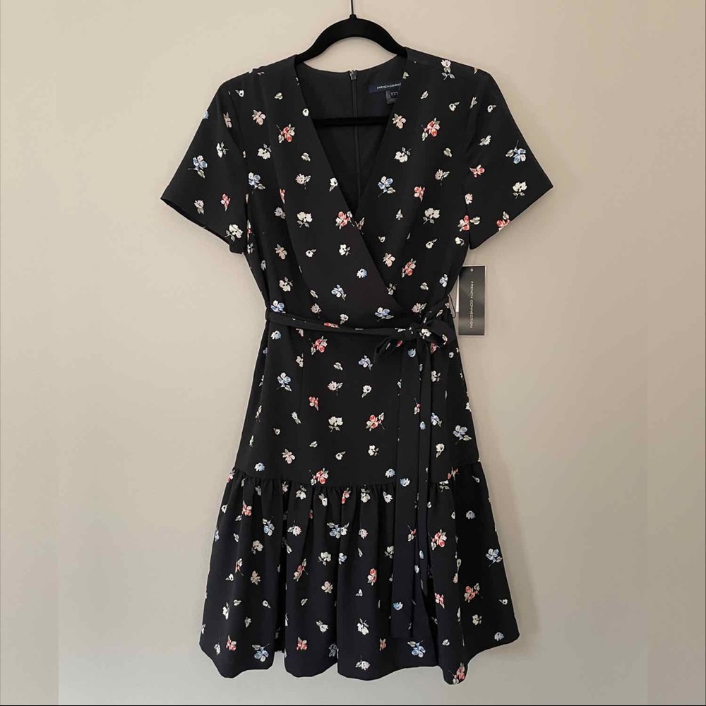 NWT French Connection crepe fit-and-flare dress
